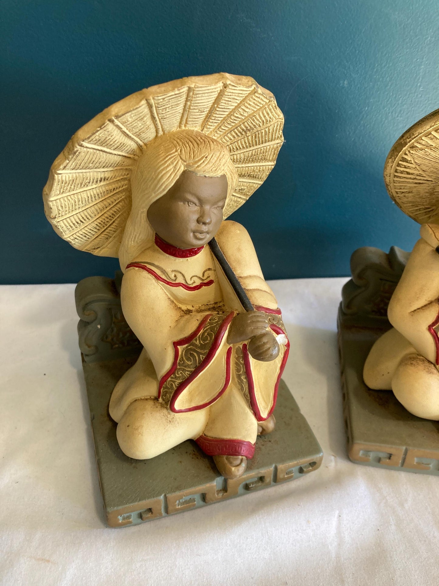 Vintage Devonware Chalkware Asian Boy and Girl bookends Made in Canada Genuine Hand Painted Ceramic