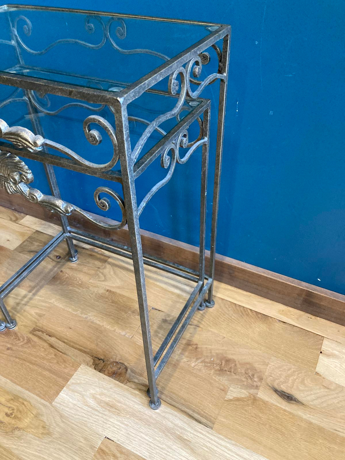 Vintage Wrought Iron Nesting Tables with Glass Tops – Hollywood Regency,Set of 2