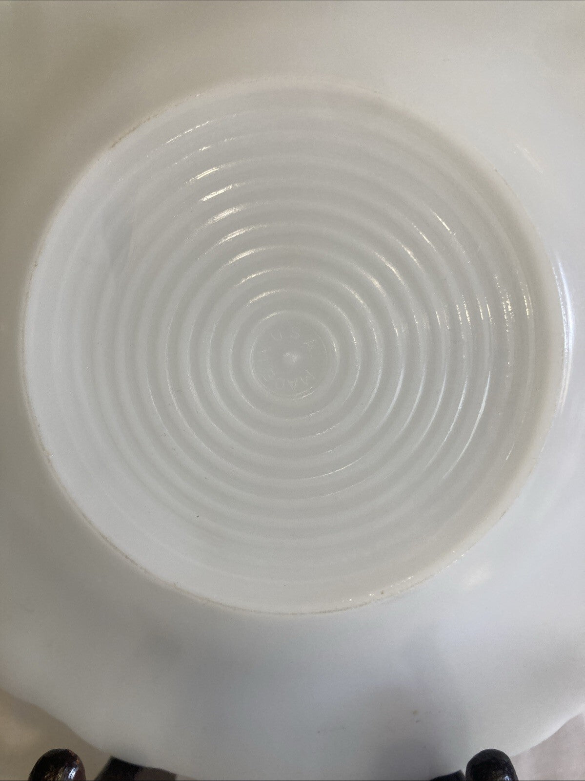 Vintage white milk glass Bread or dessert Plate Swirl 6.5” MCM