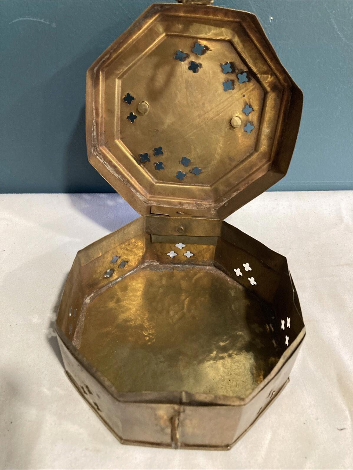 Vintage Pierced Brass Octagon Cricket Trinket Box – Hinged Lid, 4.4”
