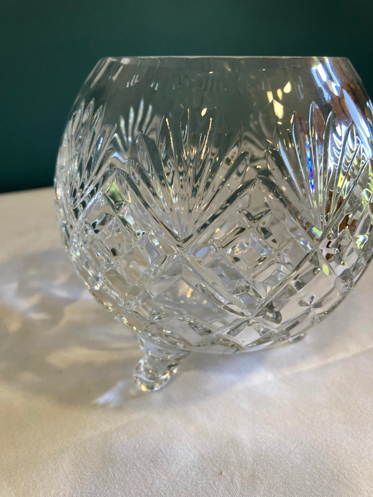 Vintage Cut Glass Footed Bowl – Starburst & Diamond Pattern