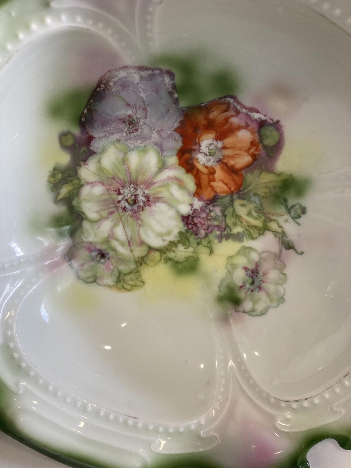 PRUSSIA Austrian Victorian LARGE DEEP SERVING BOWL W/6 Small Bowls SCALLOPED