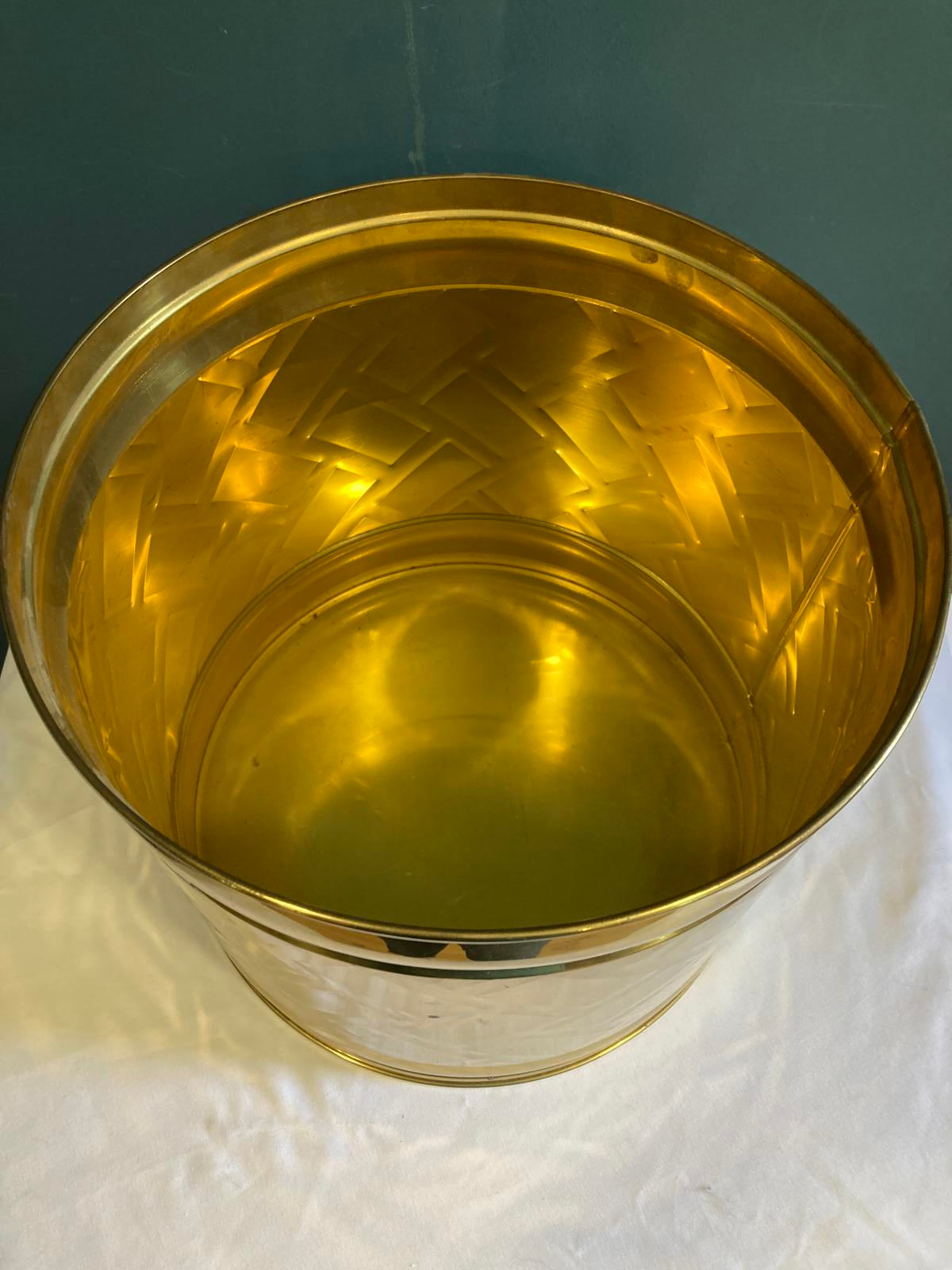 Vintage Hammered Brass Wastebasket or Planter 12.25"– Diamond Pattern