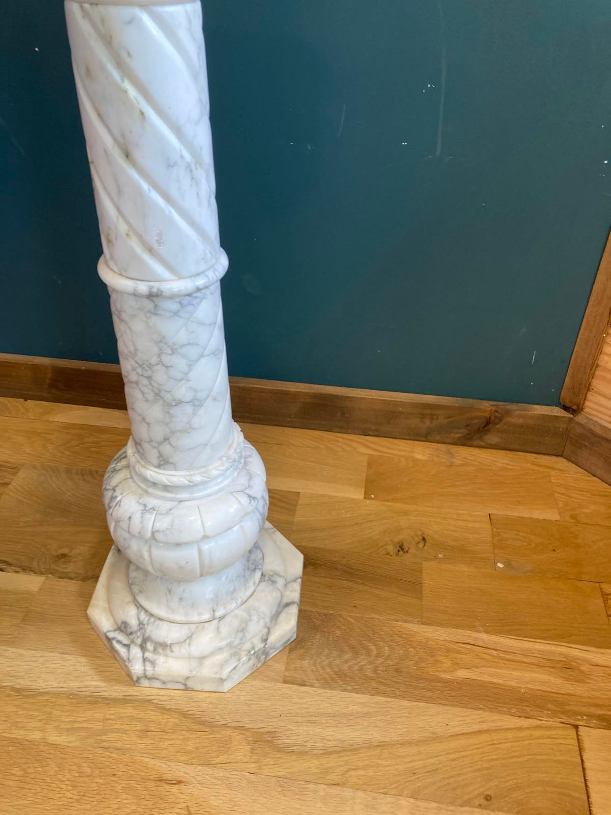 White Italian Marble Pedestal Stand with Twisted Column