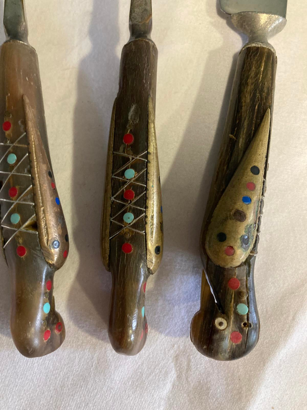 Vintage Parrot Handle Carved Wood Serving Utensils – with Knife, Fork & Spoon