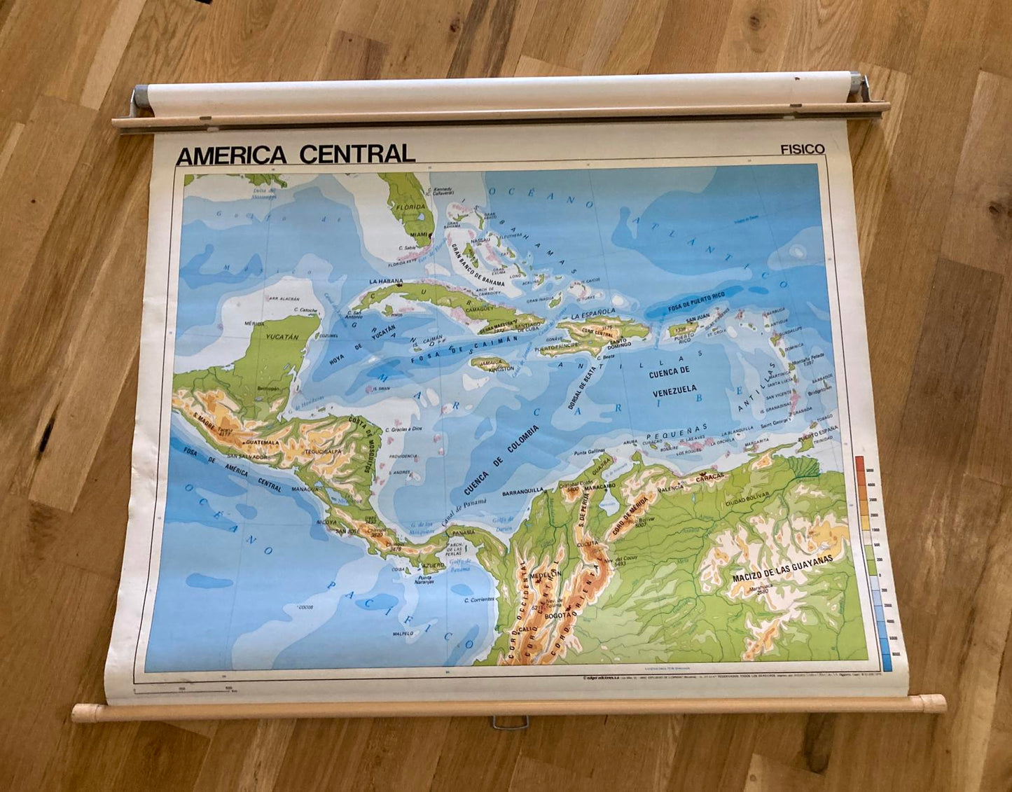 Vintage Roll-Down School Map of Central America