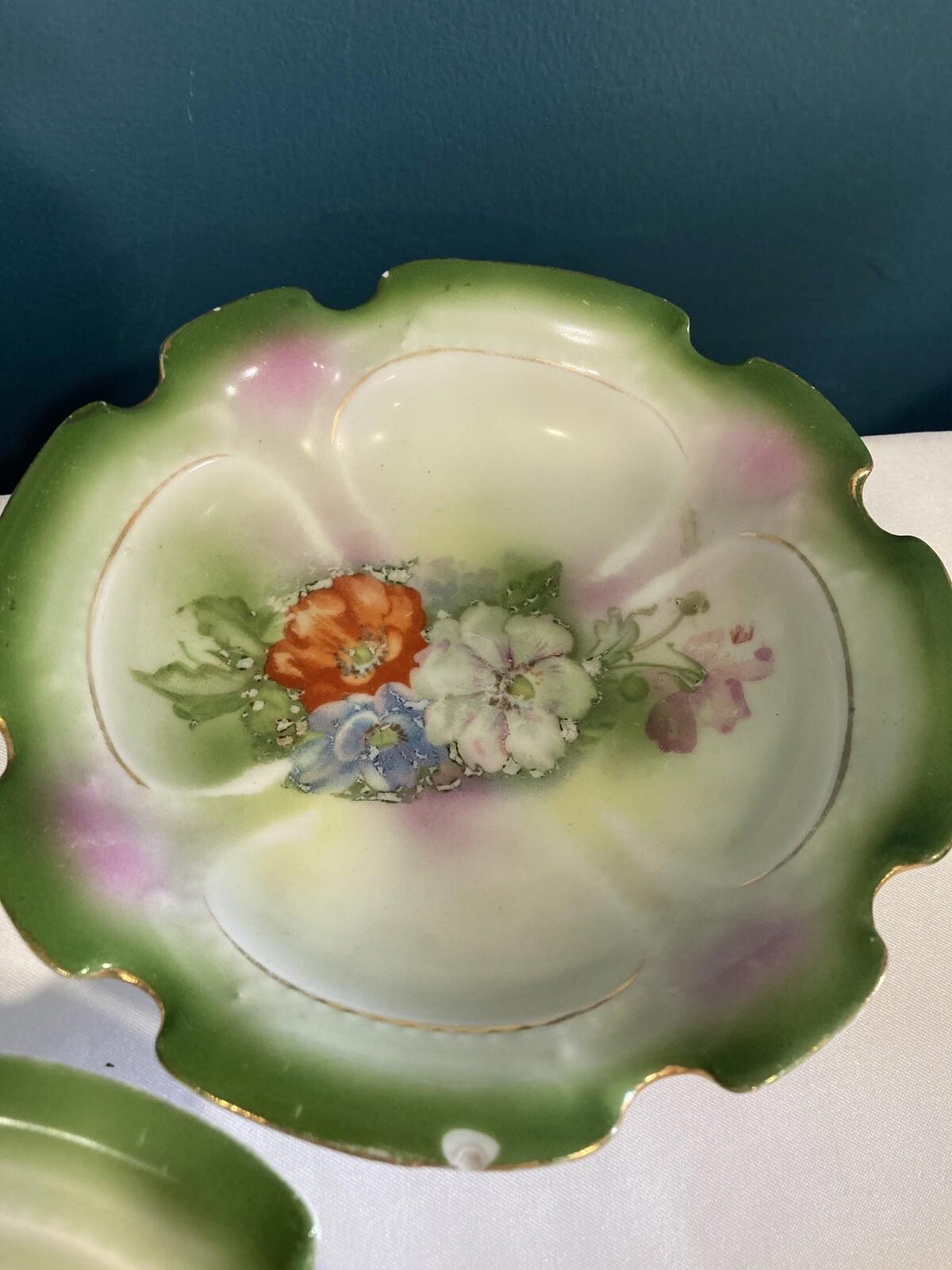 PRUSSIA Austrian Victorian LARGE DEEP SERVING BOWL W/6 Small Bowls SCALLOPED
