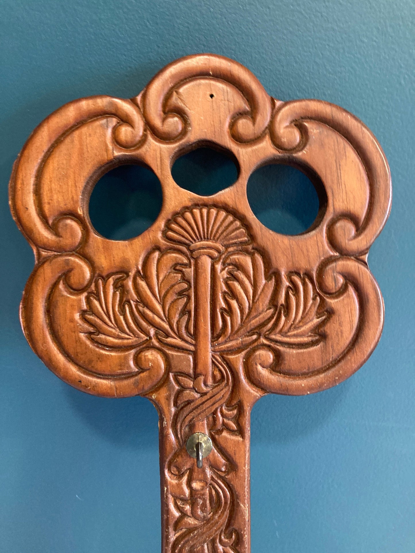 Vintage MCM Carved Wood Key Holder with 5 hooks