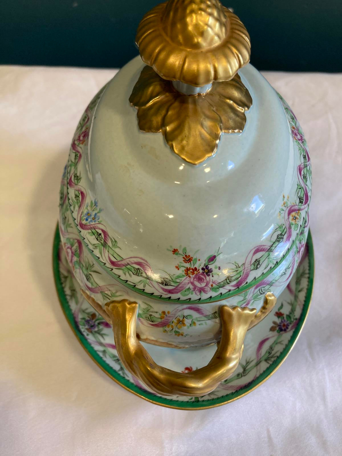 Mottahedeh Covered Tureen with Underplate and Gold Handles