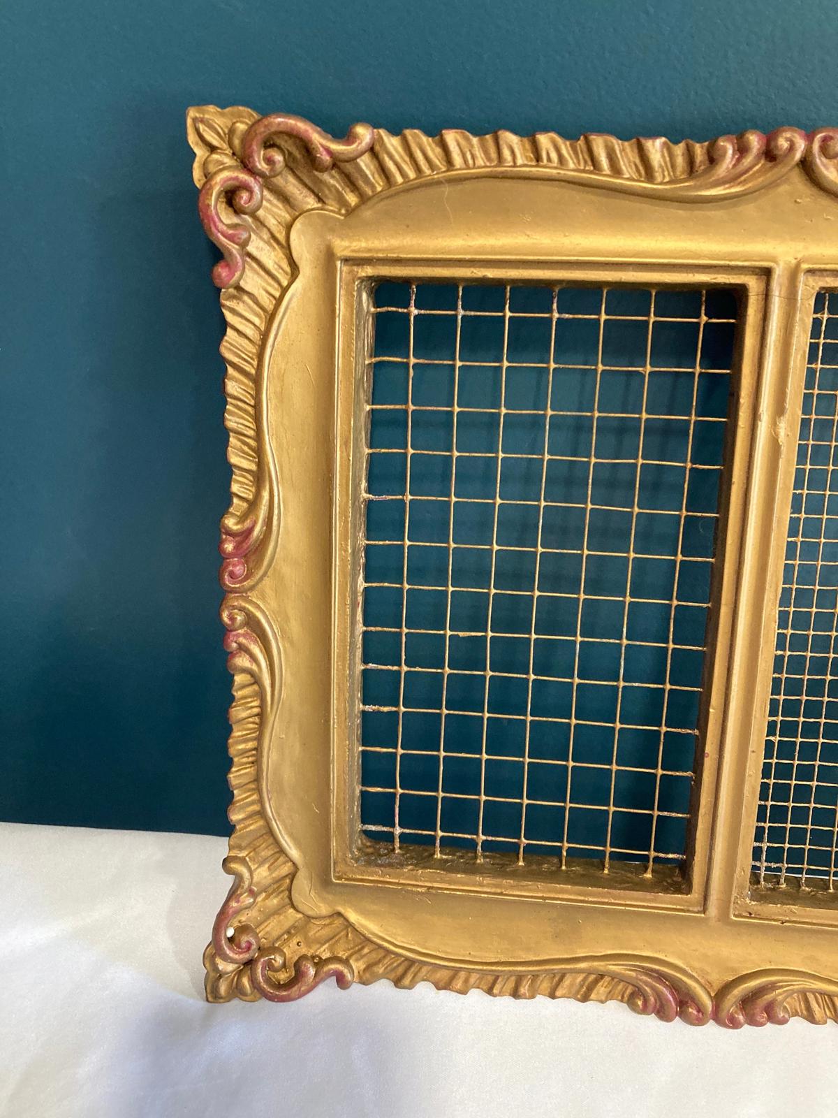 Vintage Gold Painted Ceramic Jewelry Keeper with Wire
