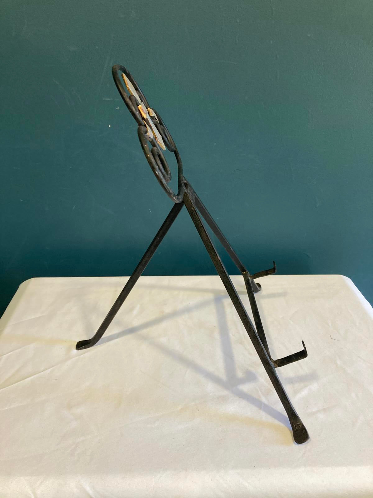 Vintage Wrought Iron Easel Stand with Gold Accent – Rustic Display