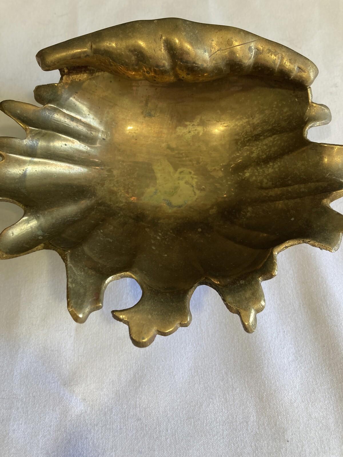 Vintage Brass Shell Ashtray or Trinket Dish– MCM Hollywood Regency