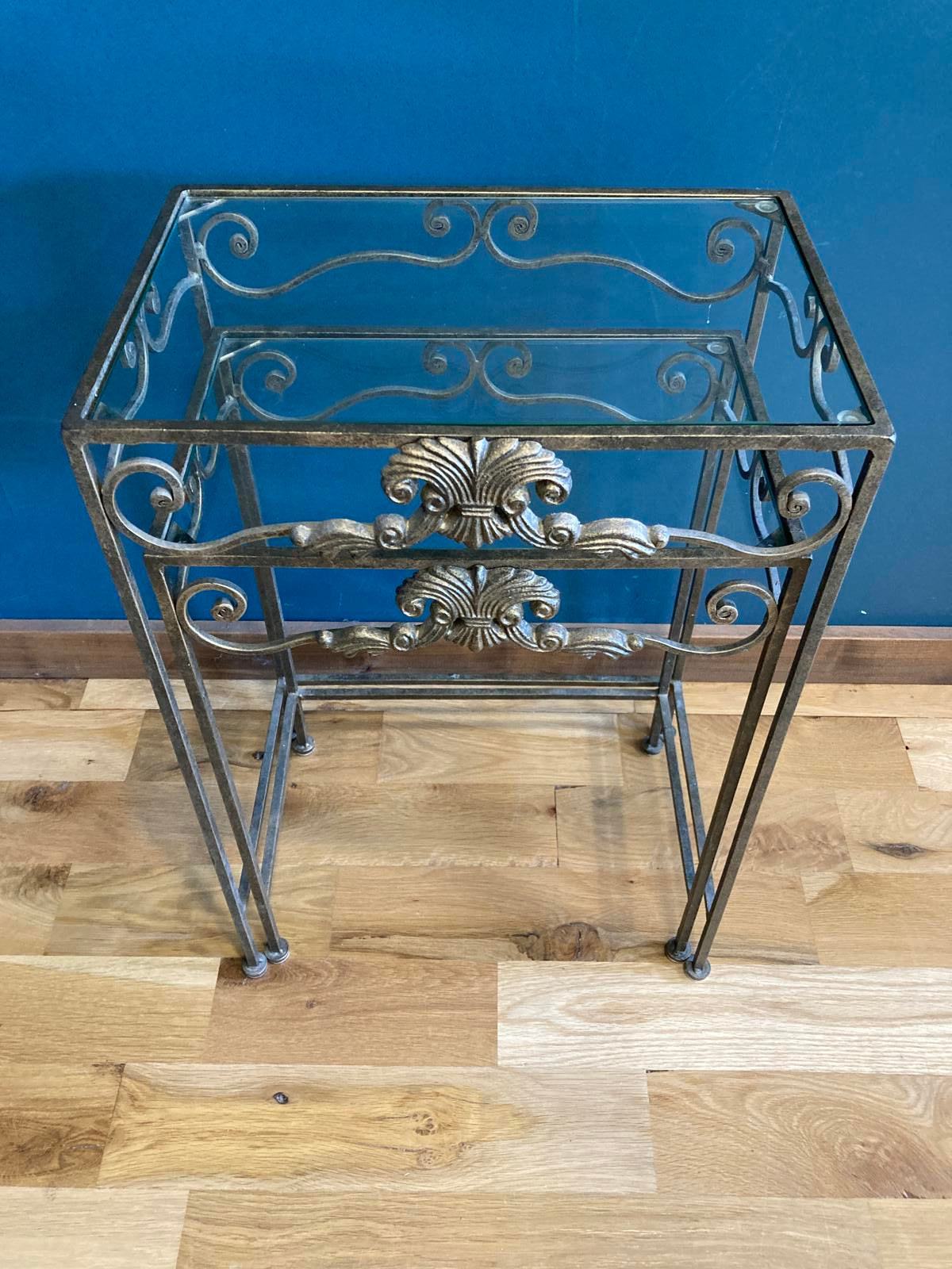 Vintage Wrought Iron Nesting Tables with Glass Tops – Hollywood Regency,Set of 2