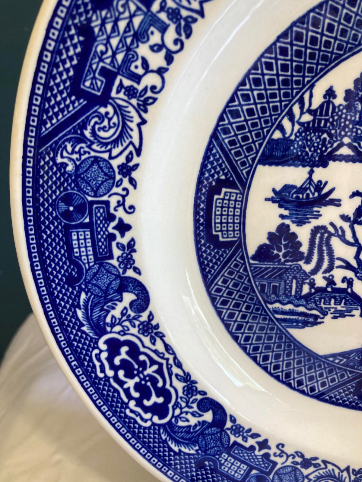 Royal China Willow Ware Blue & White Ironstone Plate – Vintage Finds