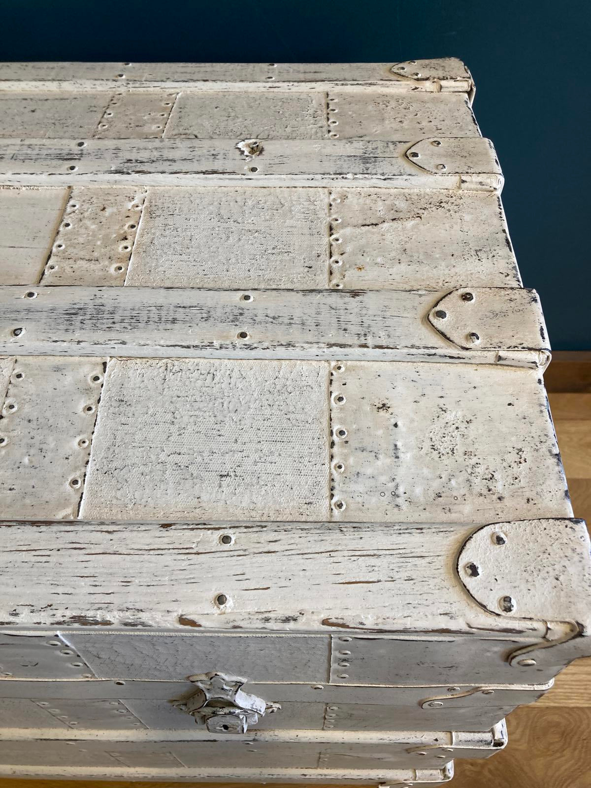 Antique White Distressed Wooden Steamer Trunk