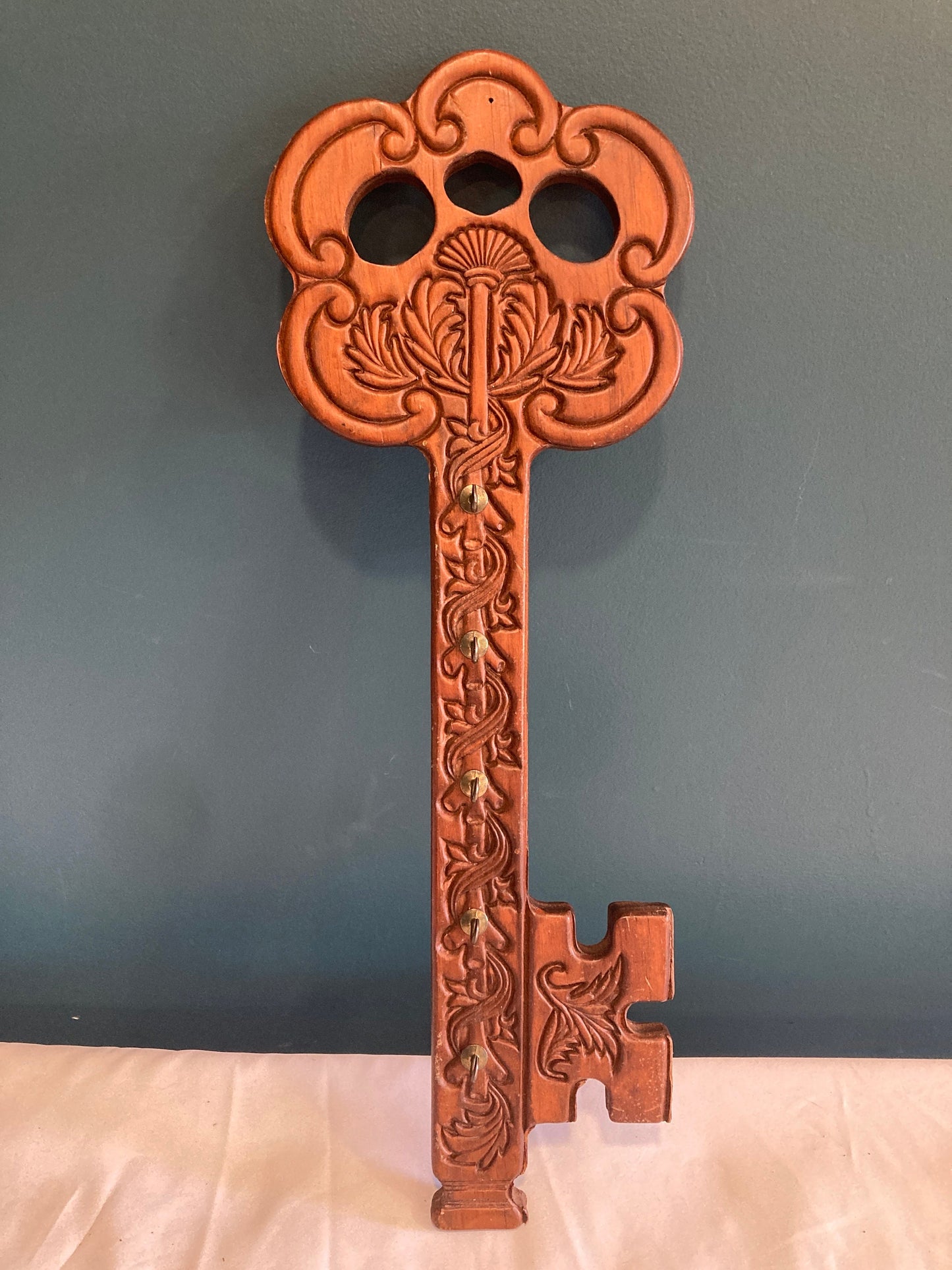 Vintage MCM Carved Wood Key Holder with 5 hooks