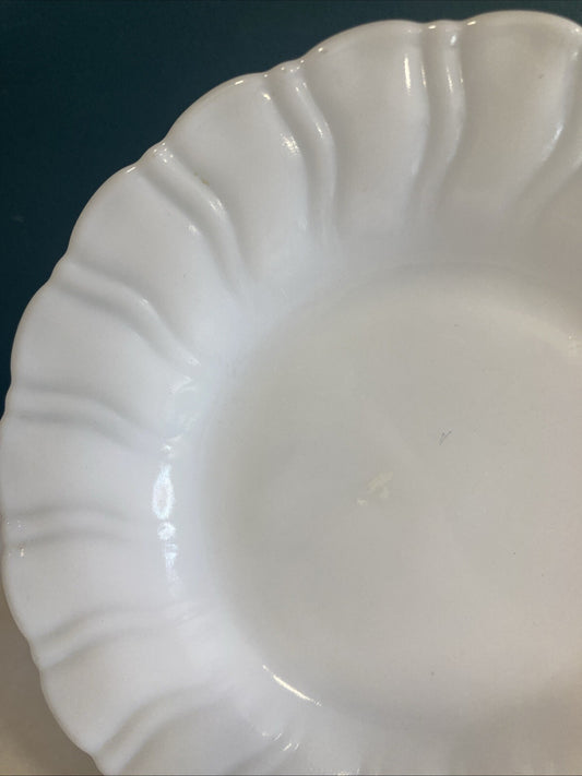 Vintage white milk glass Bread or dessert Plate Swirl 6.5” MCM