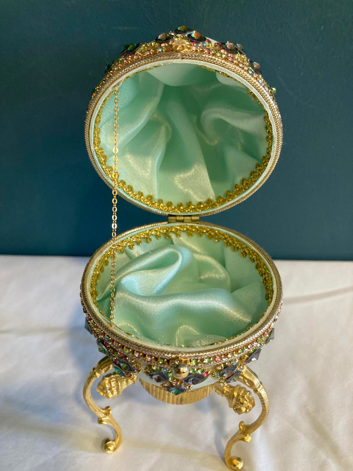 Jeweled Egg Music Box with Stand – Fabergé Style – Plays “Für Elise”