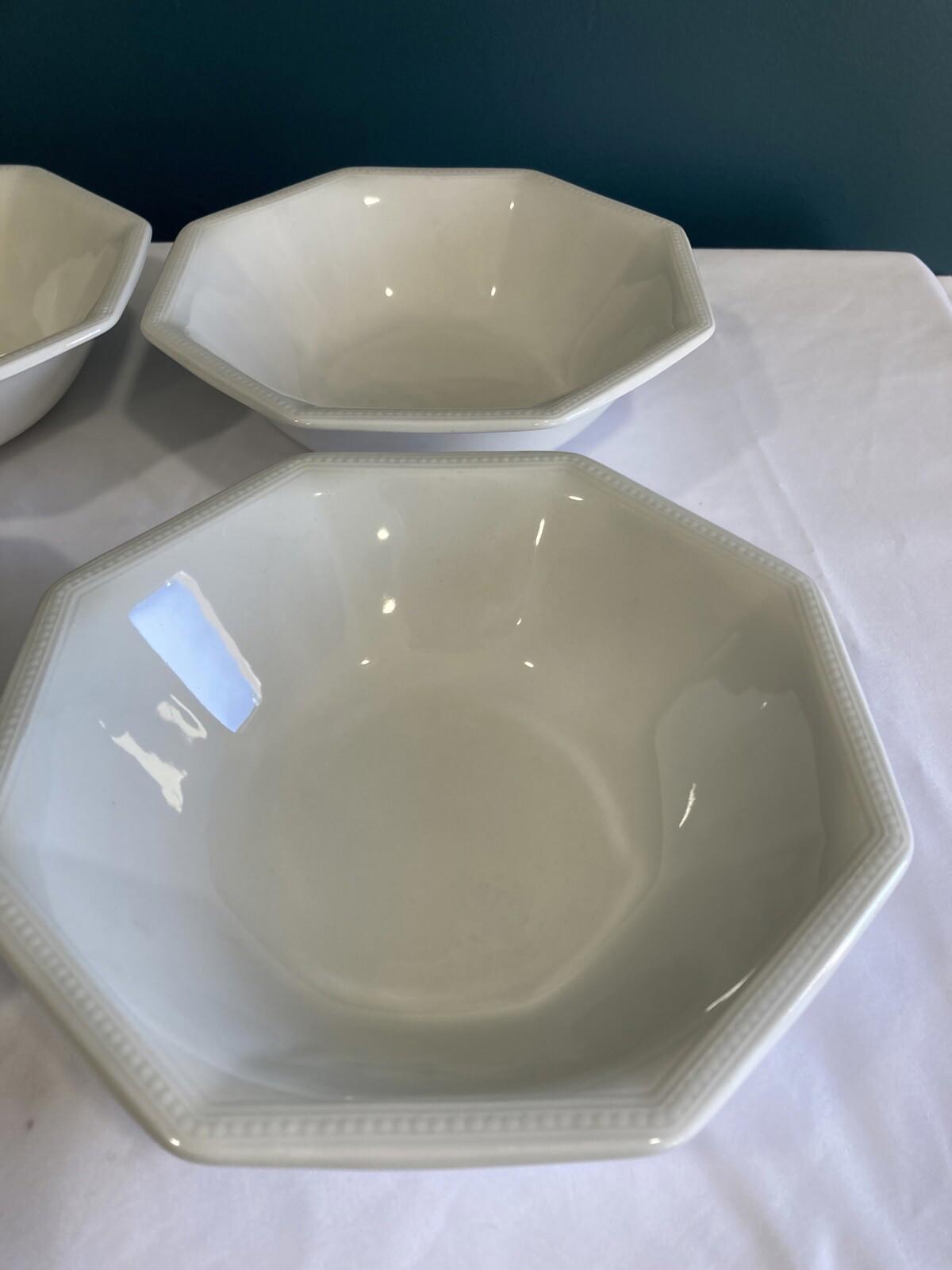Johnson Brothers Heritage White Cereal Bowls – Set of 4, 5.75” Beaded Rim England
