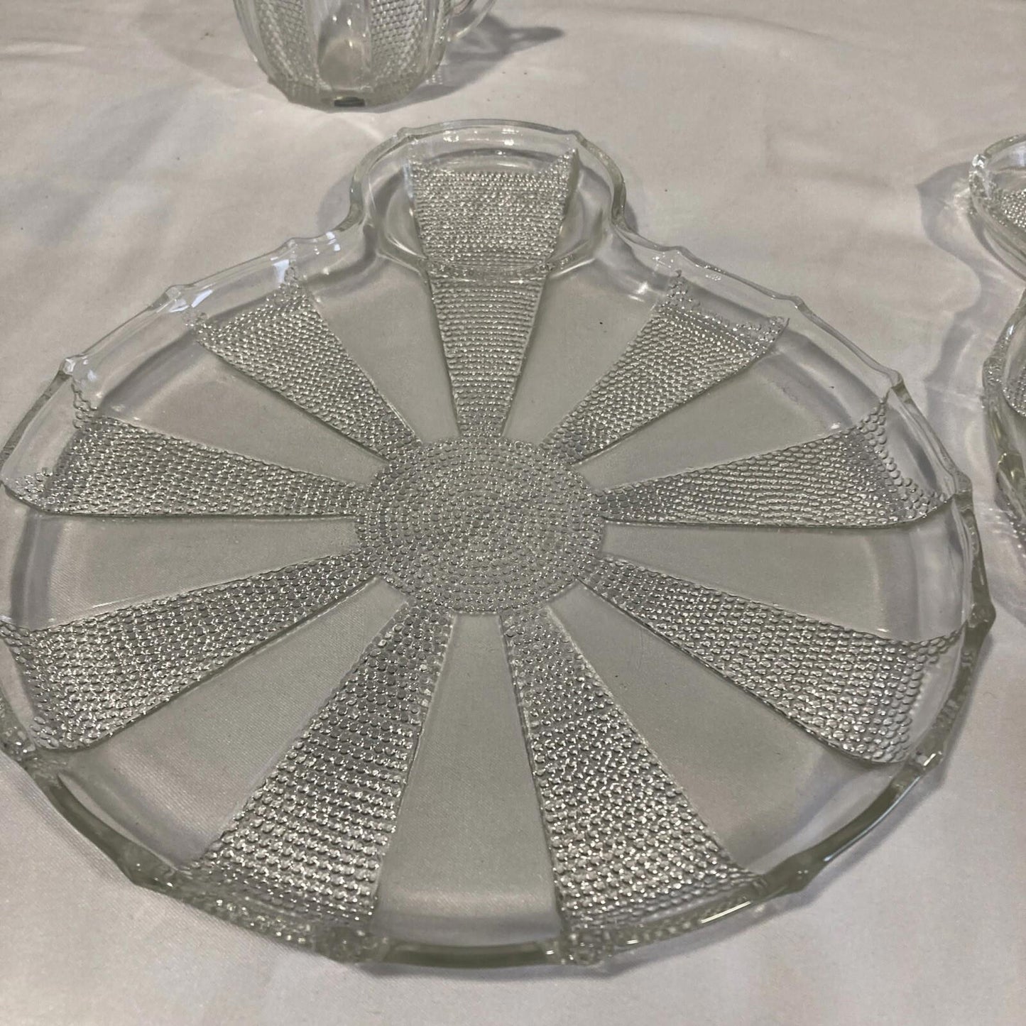Vintage Dewdrop Television Snack Set, TV Tray Set, Set of 2 Mug and Plate Sets