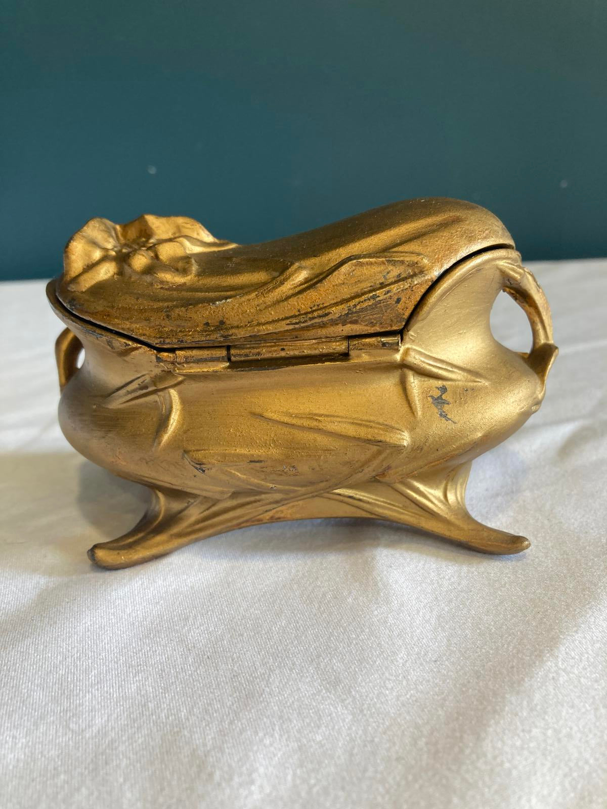 Early 20th Century Vintage Rogers Metal Lidded Gold Trinket Box
