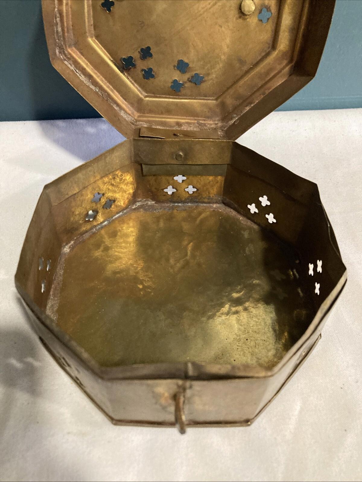 Vintage Pierced Brass Octagon Cricket Trinket Box – Hinged Lid, 4.4”