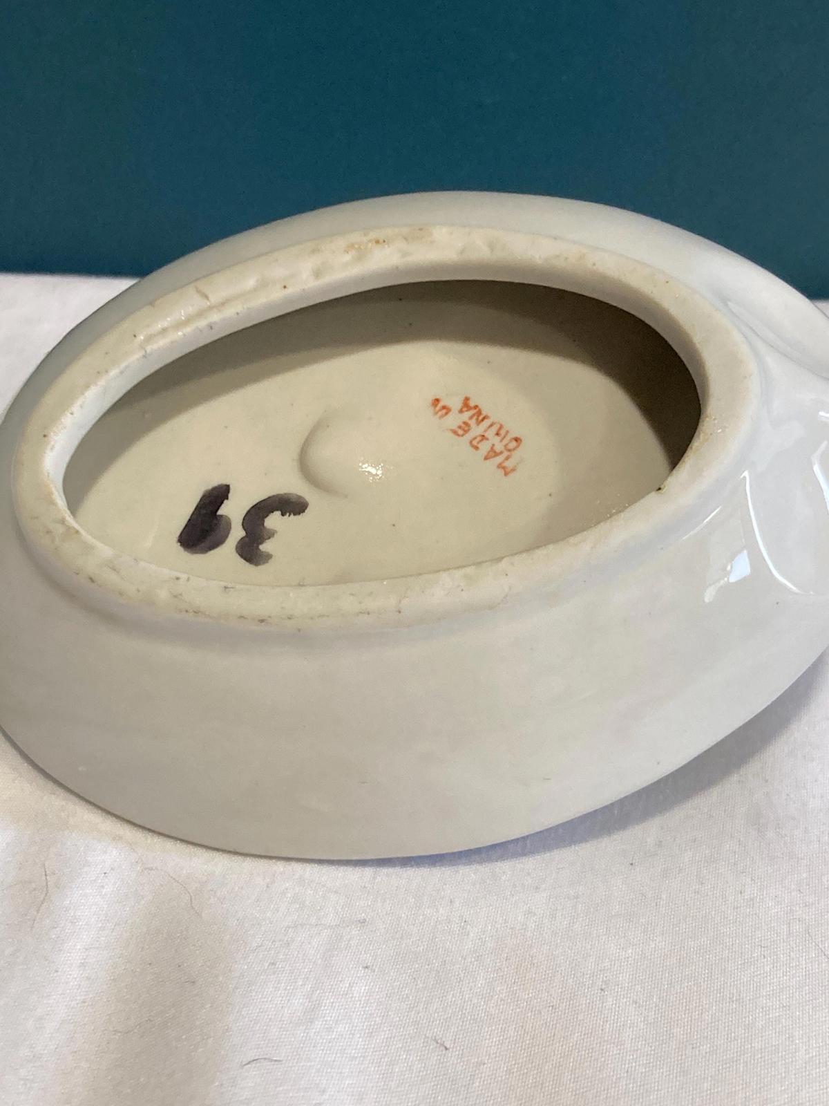Vintage White Ceramic Swan Soap Dish - Trinket Dish - Ring Holder - Catch All