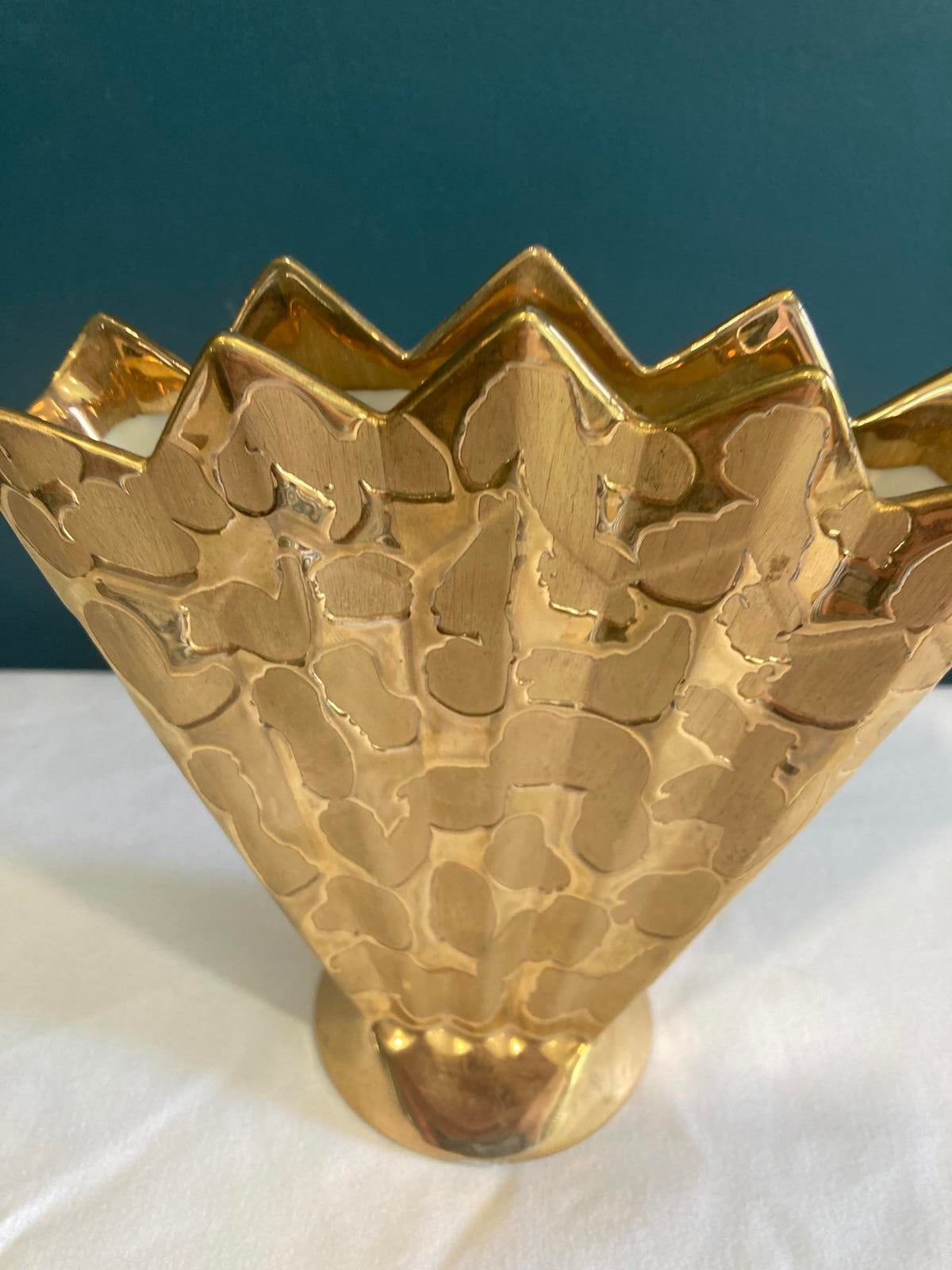 Gold Fan Vase – Art Deco Style Ceramic Sculptural Accent Made in Japan