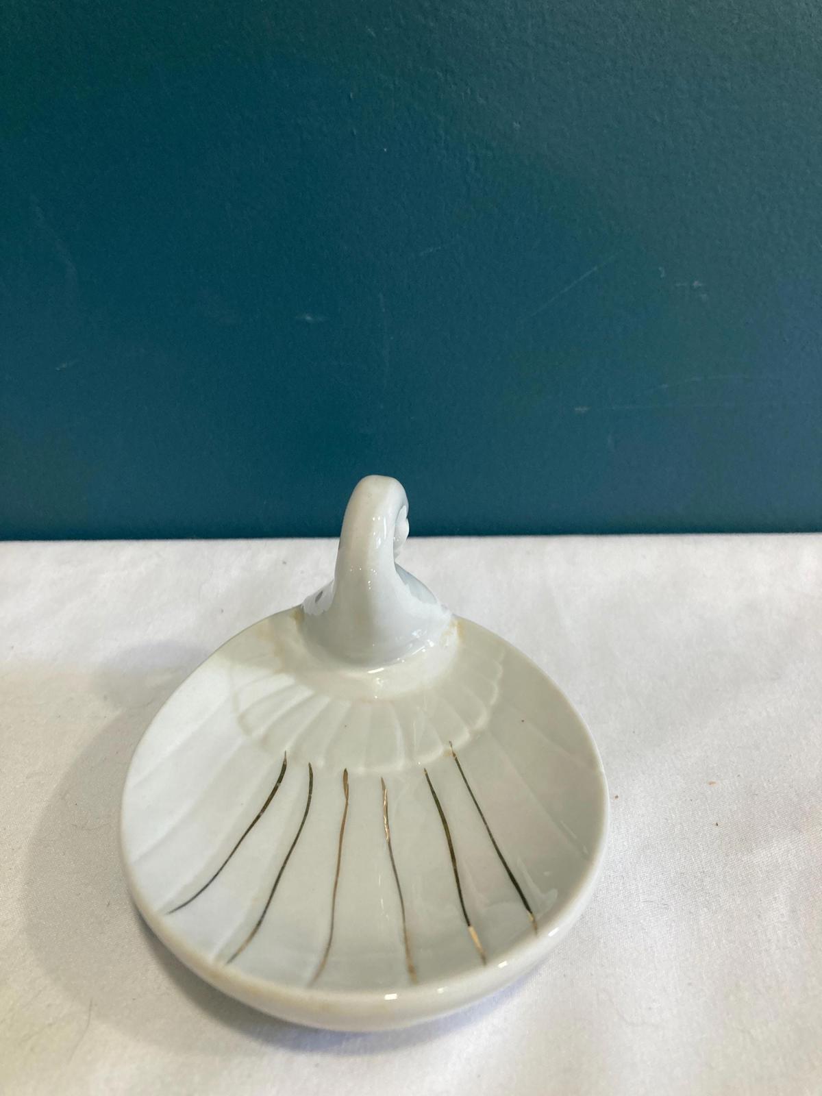 Vintage White Ceramic Swan Soap Dish - Trinket Dish - Ring Holder - Catch All