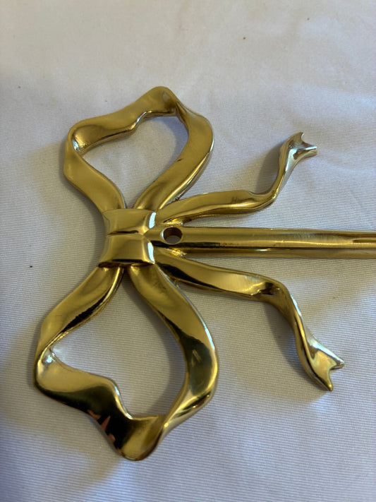Vintage Brass Bow Wall Hook | Ribbon Wall Hanger | Traditional Brass Decor
