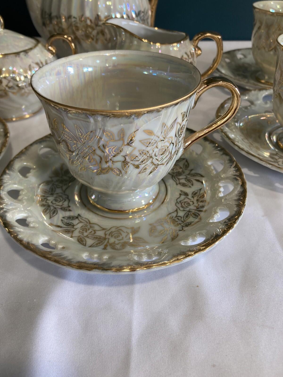 Kudo Toki Gold Opalescent Tea Set – Cups, Saucers, Creamer, Sugar & Teapot