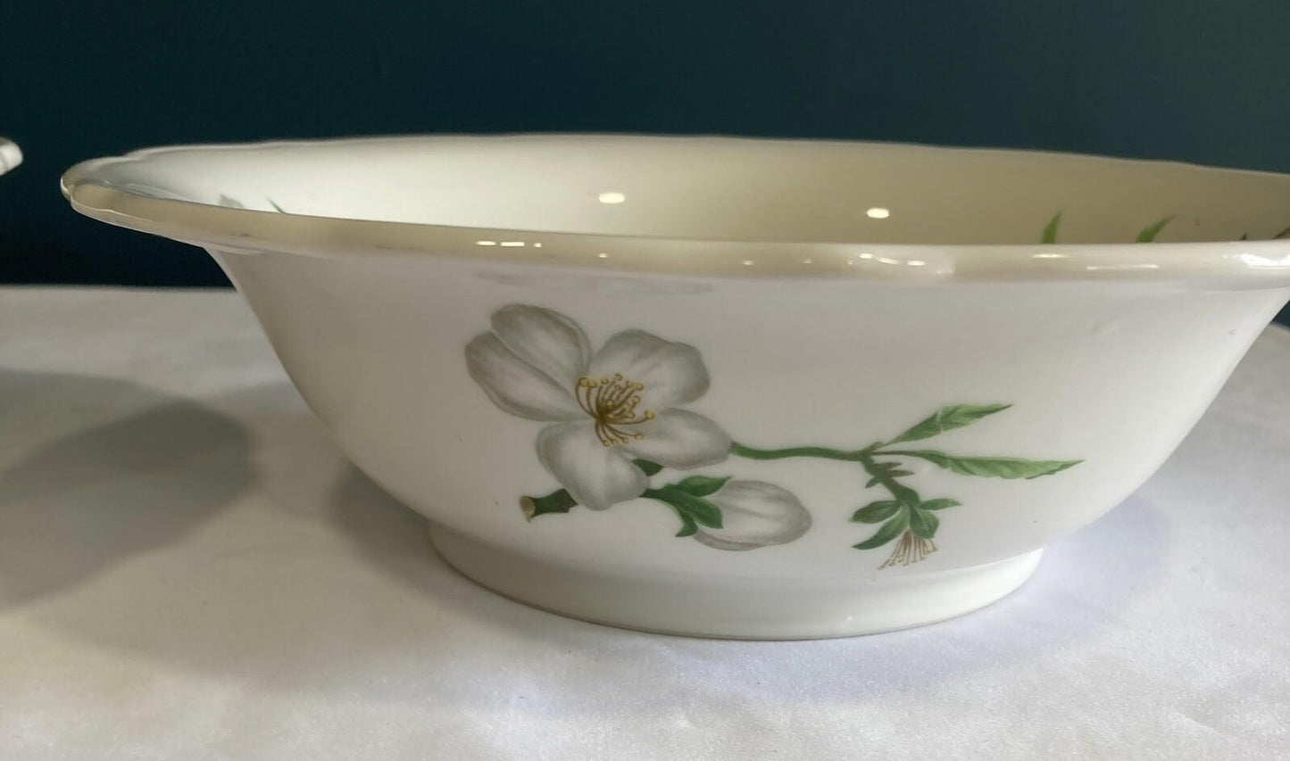 Syracuse China White Blossom Scalloped 9" Round Vegetable Bowl, set of 2