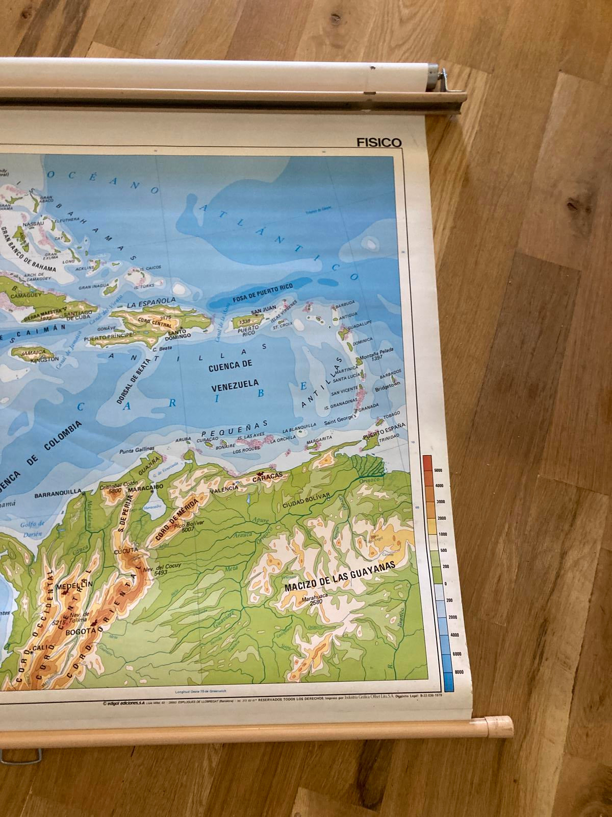 Vintage Roll-Down School Map of Central America
