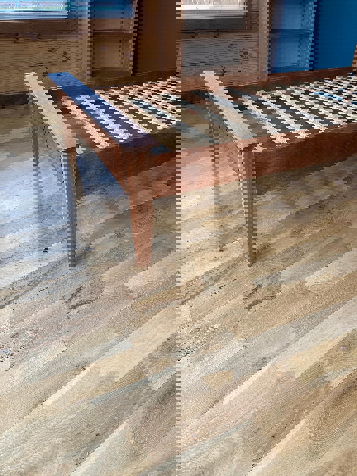 view of the footboard with the slats