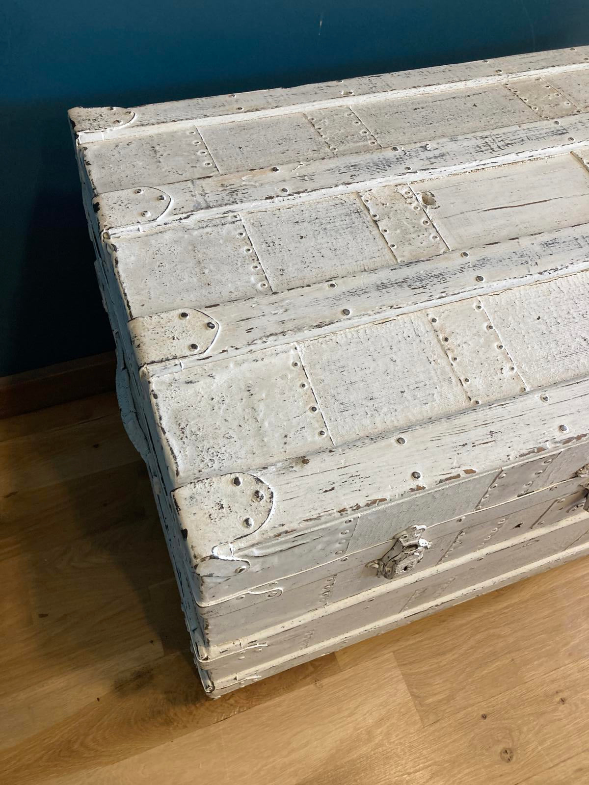 Antique White Distressed Wooden Steamer Trunk