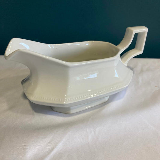 English Ironstone Dishes: The Timeless Beauty of Vintage Tableware