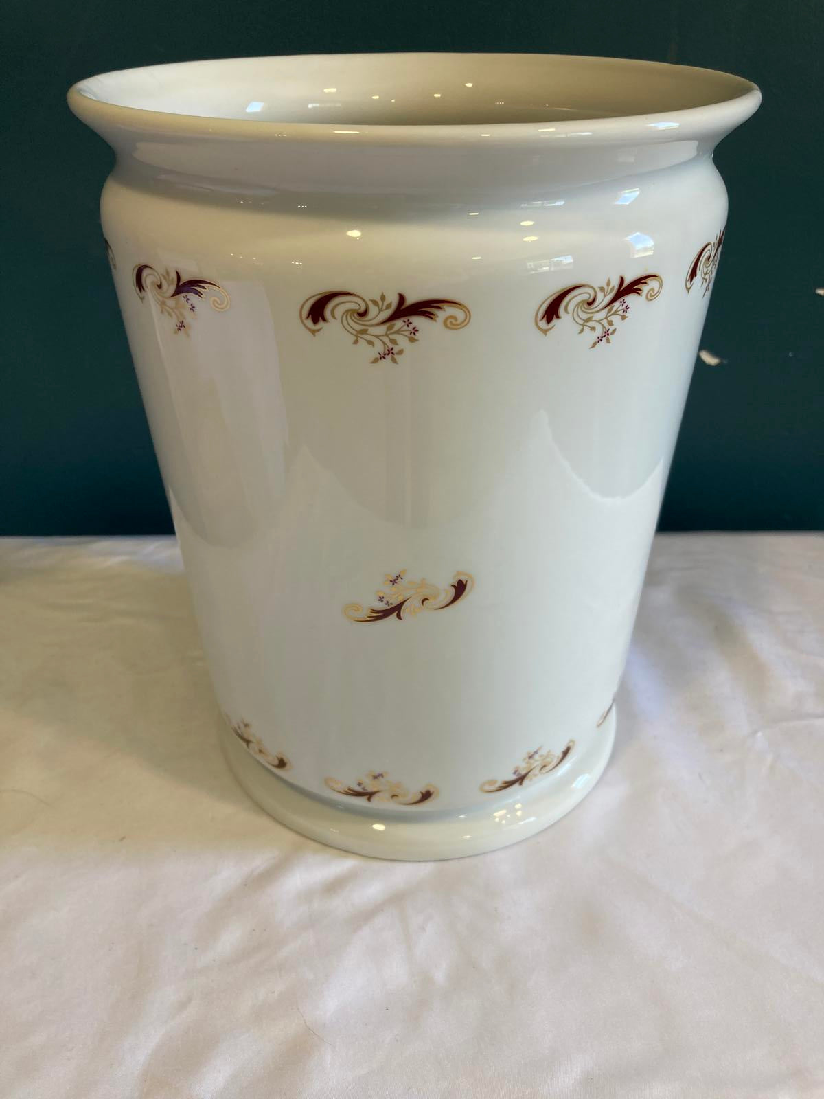 Vintage Liette International Porcelain Red & Gold Scroll Wastebasket