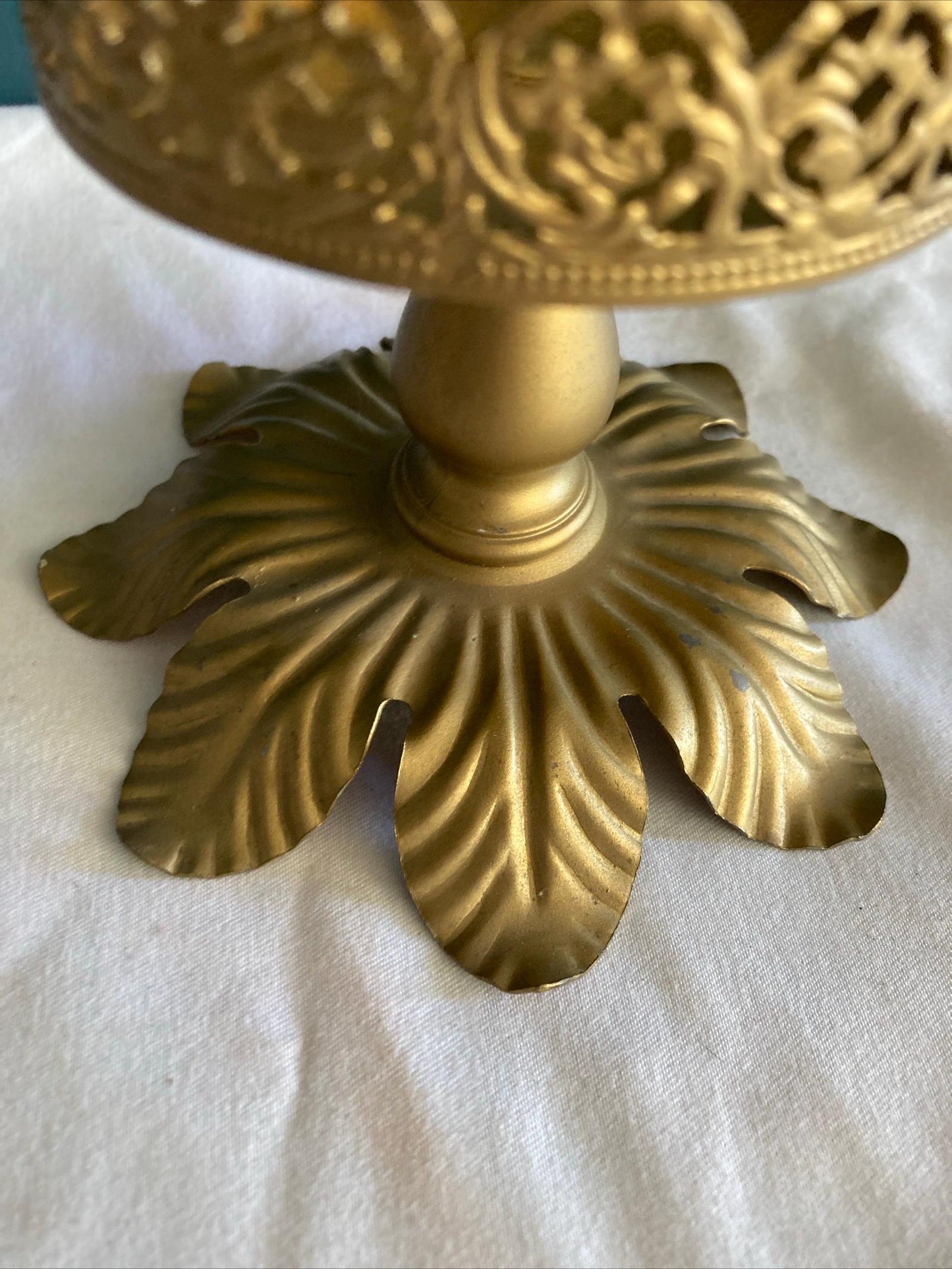 Vintage Filigree Gold Metal Candleholder with Leaves