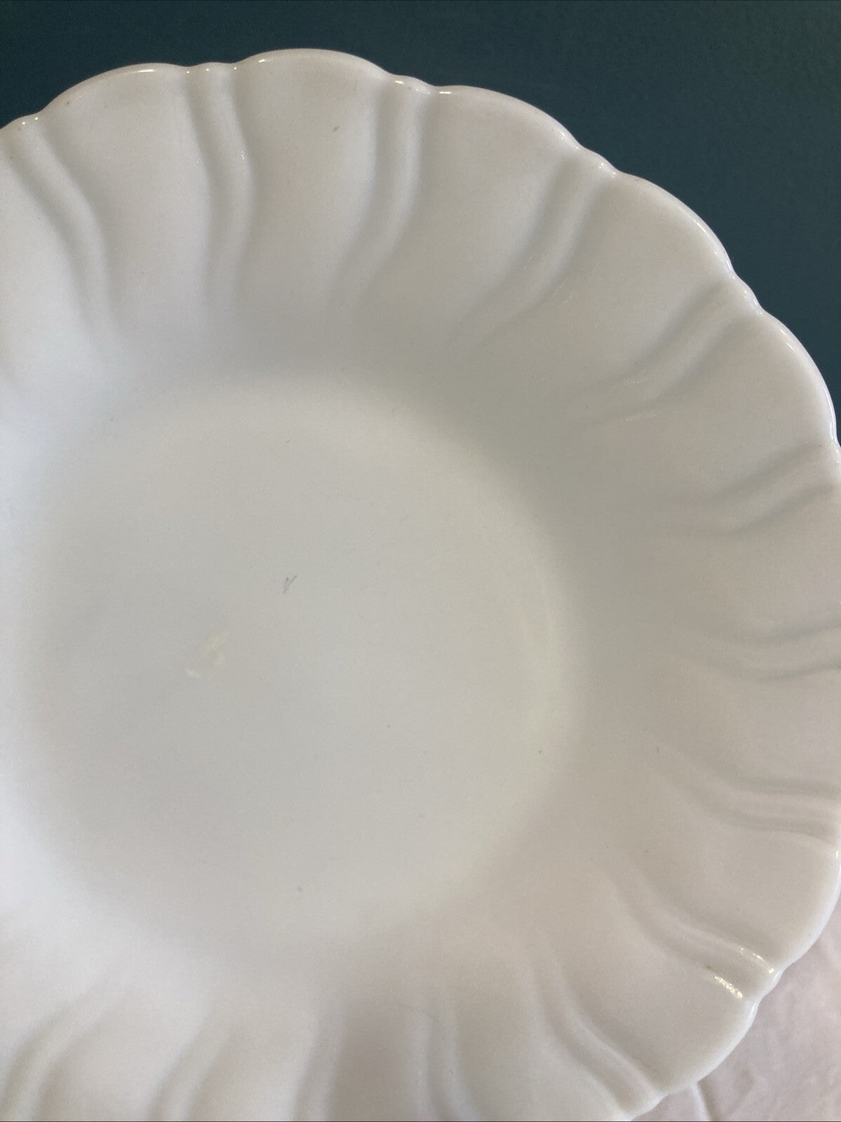 Vintage white milk glass Bread or dessert Plate Swirl 6.5” MCM