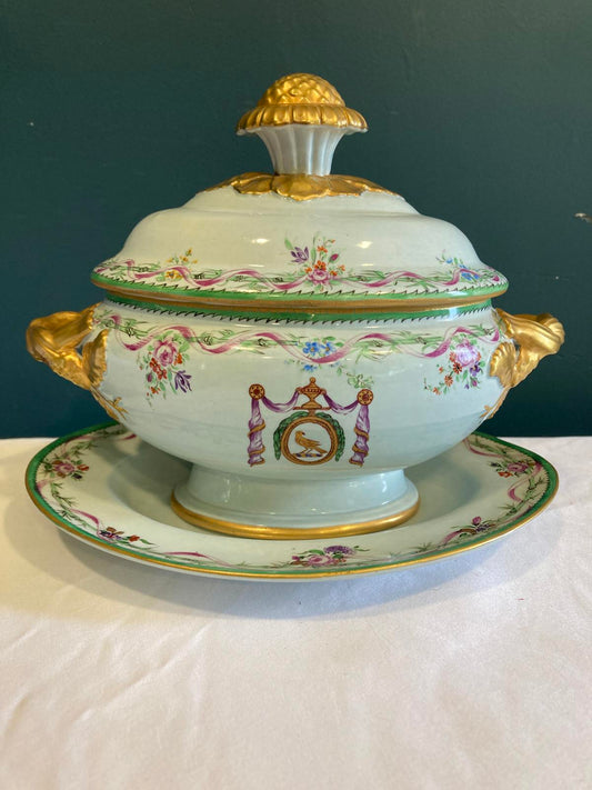 Mottahedeh Covered Tureen with Underplate and Gold Handles