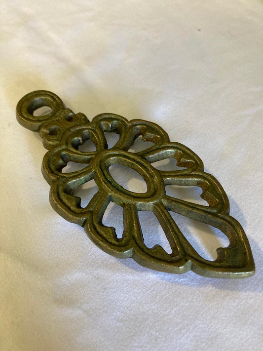 Vintage Brass Trivet – Ornate Floral Design Wall Hanging or Hot Plate