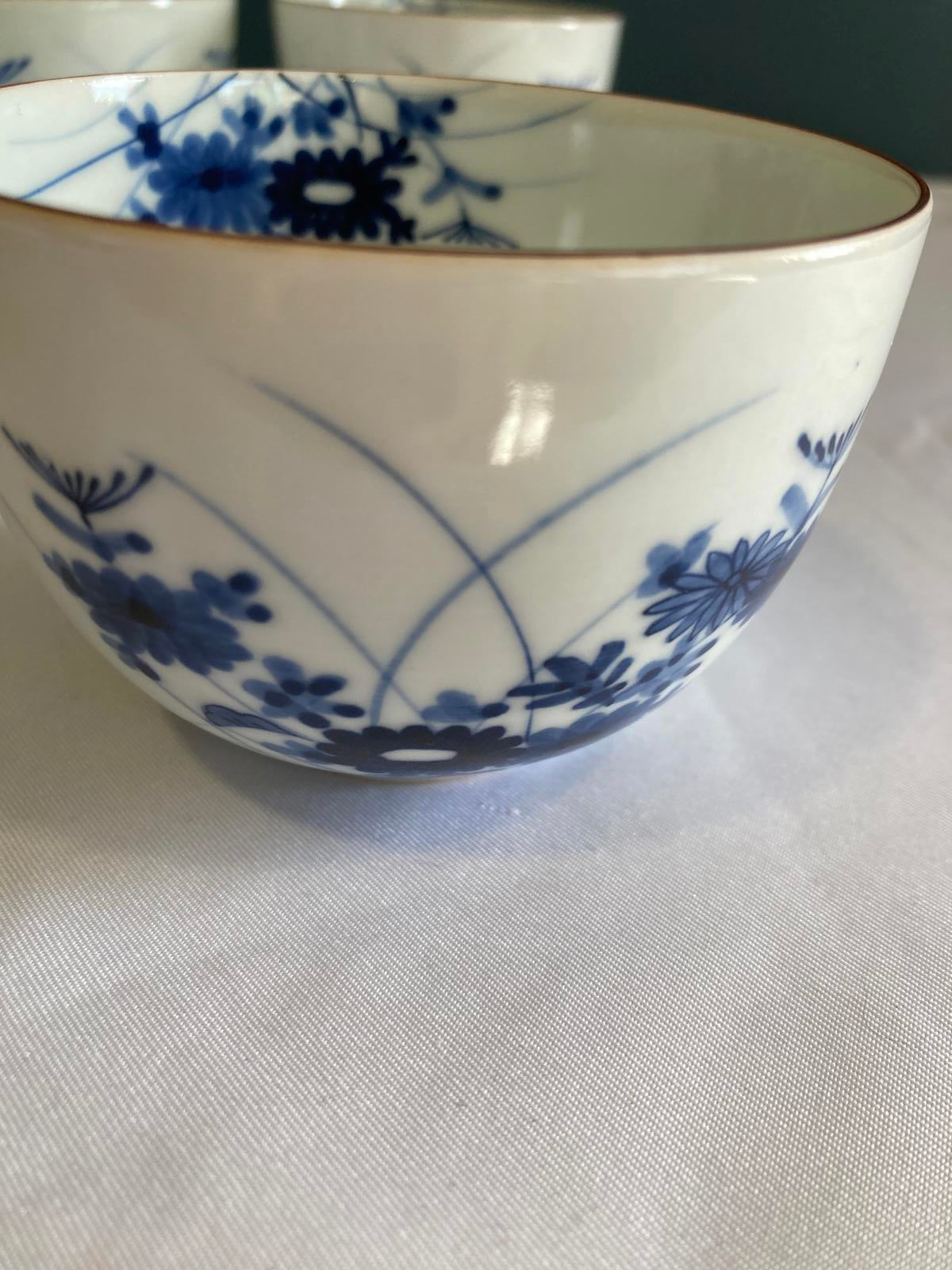 Vintage Blue & White Porcelain Japanese Tea Cups – Floral Pattern – Set of 4