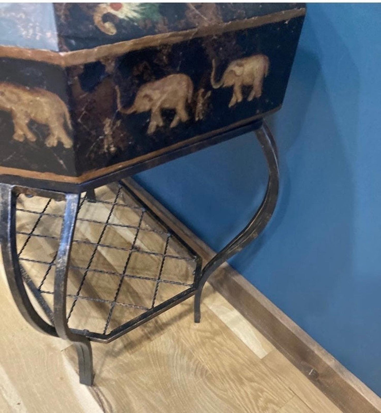 Vintage Elephant Side Table with Cast Iron Base by Collezione Europa