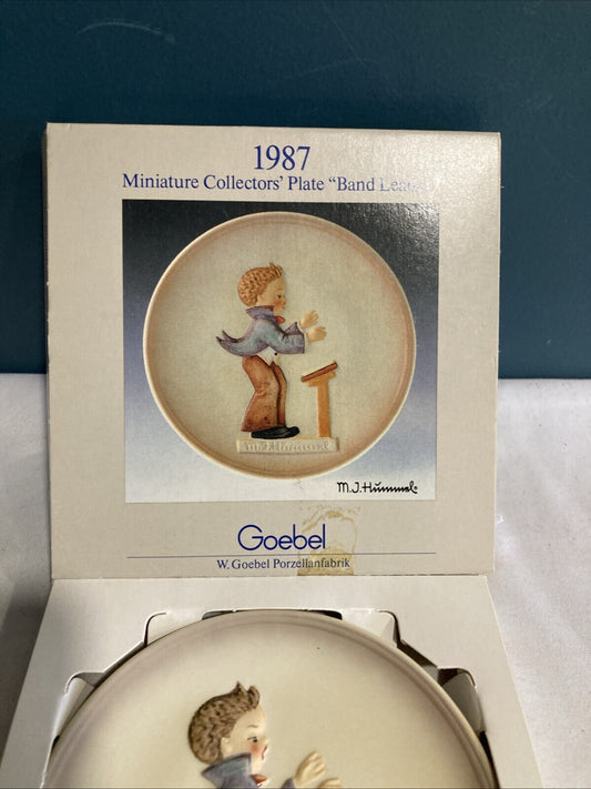 Hummel Goebel 4” Plate Band Leader 1987 Hand Painted #315 W/ Box Vintage Germany
