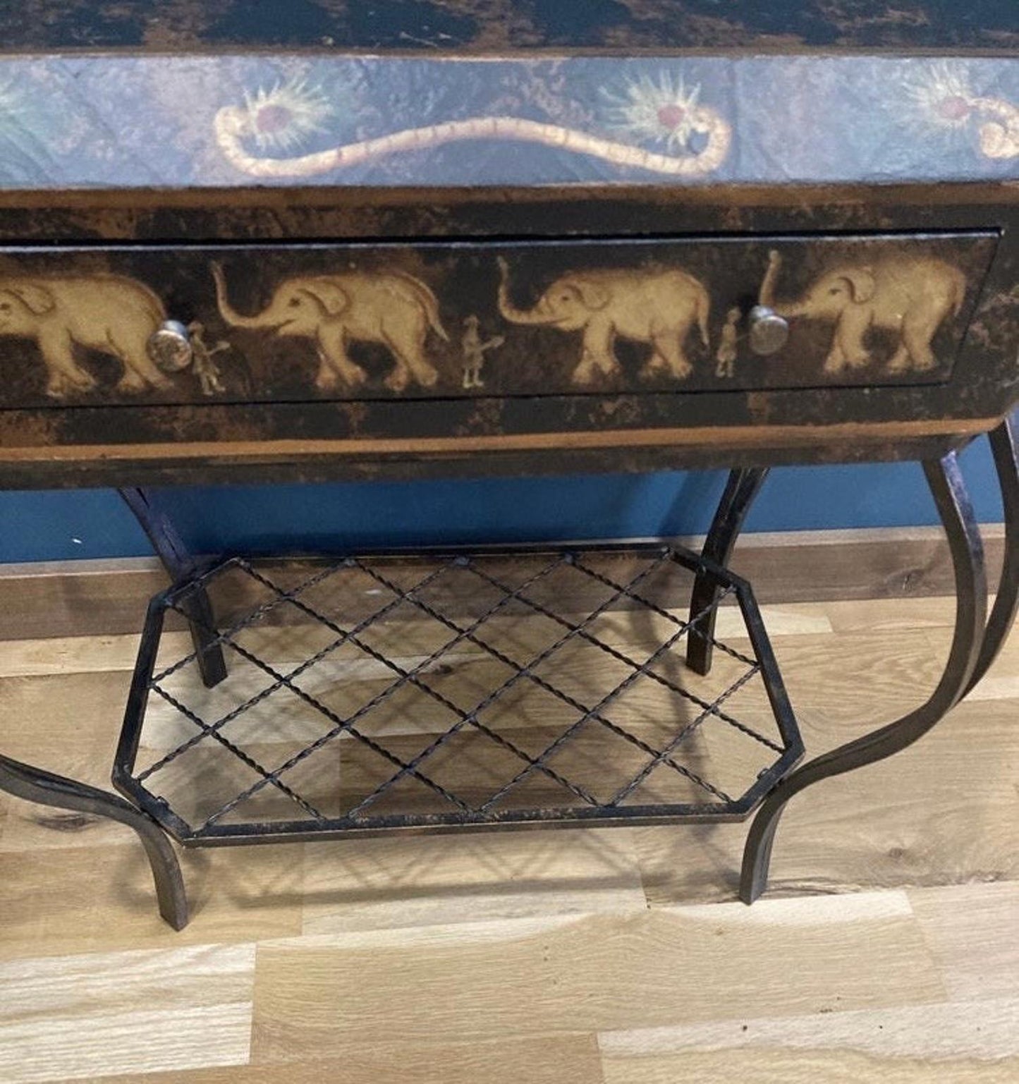 Vintage Elephant Side Table with Cast Iron Base by Collezione Europa