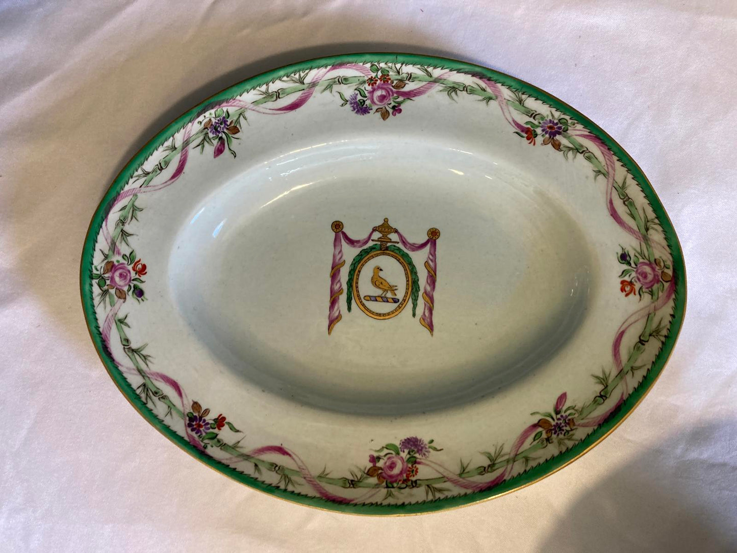 Mottahedeh Covered Tureen with Underplate and Gold Handles