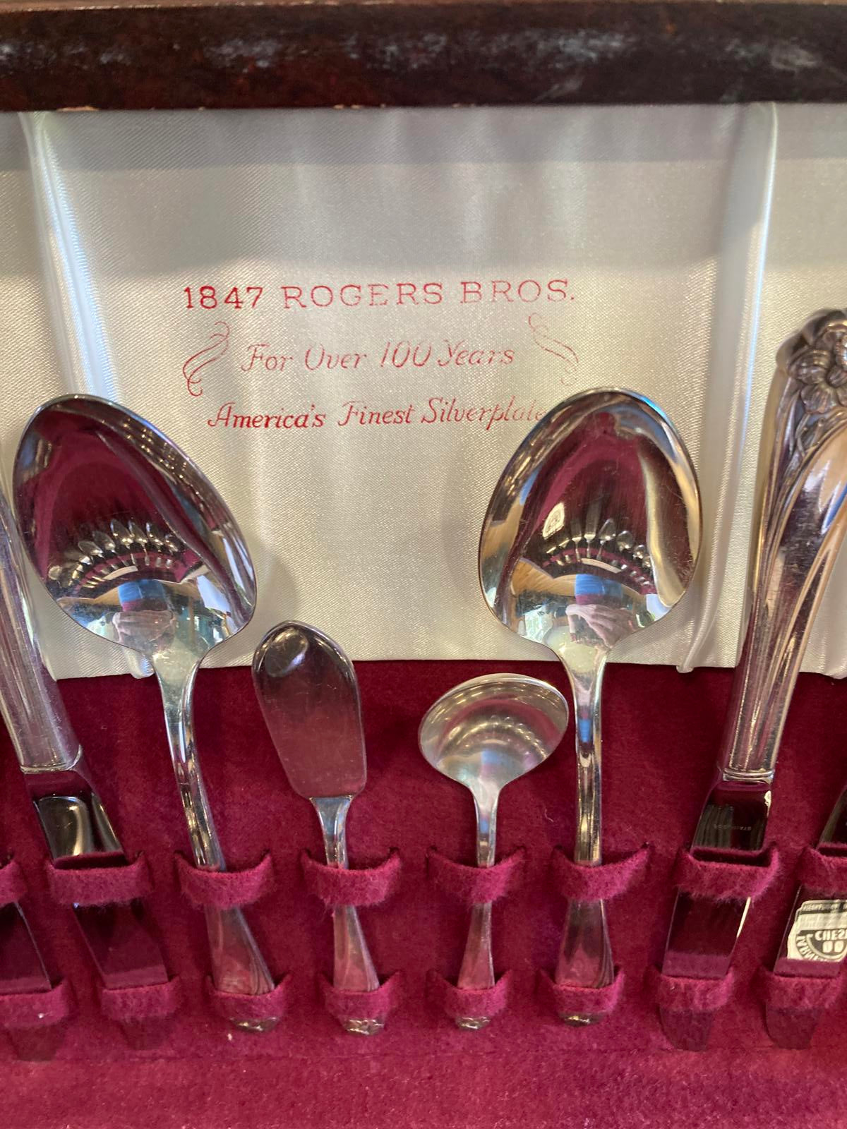 W.M. Rogers Daffodil Silverplate Flatware Set of 52 in Tarnish Free Wooden Case