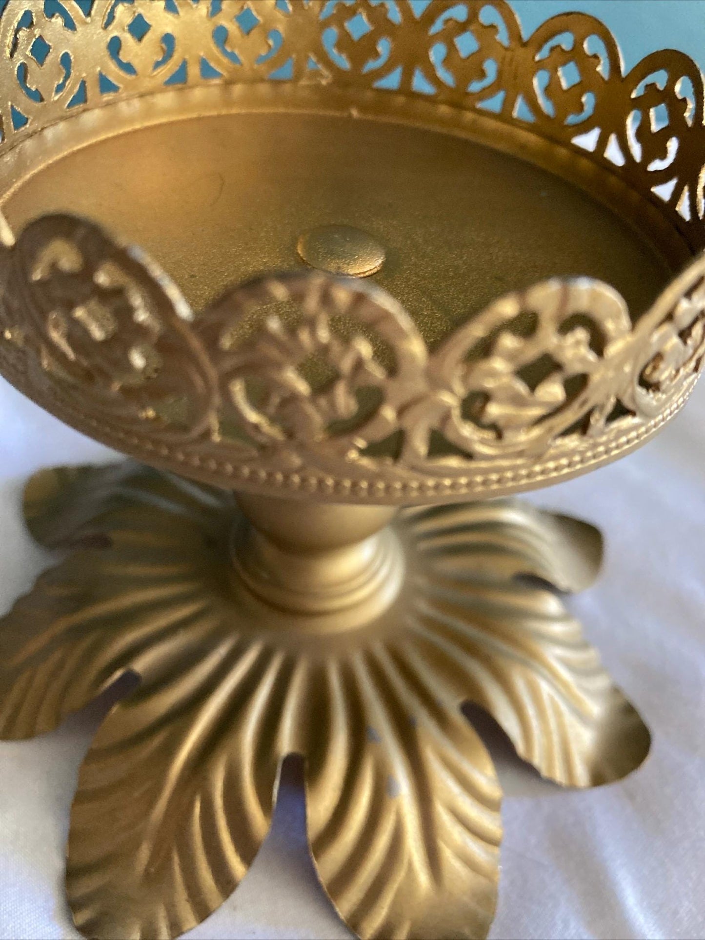 Vintage Filigree Gold Metal Candleholder with Leaves