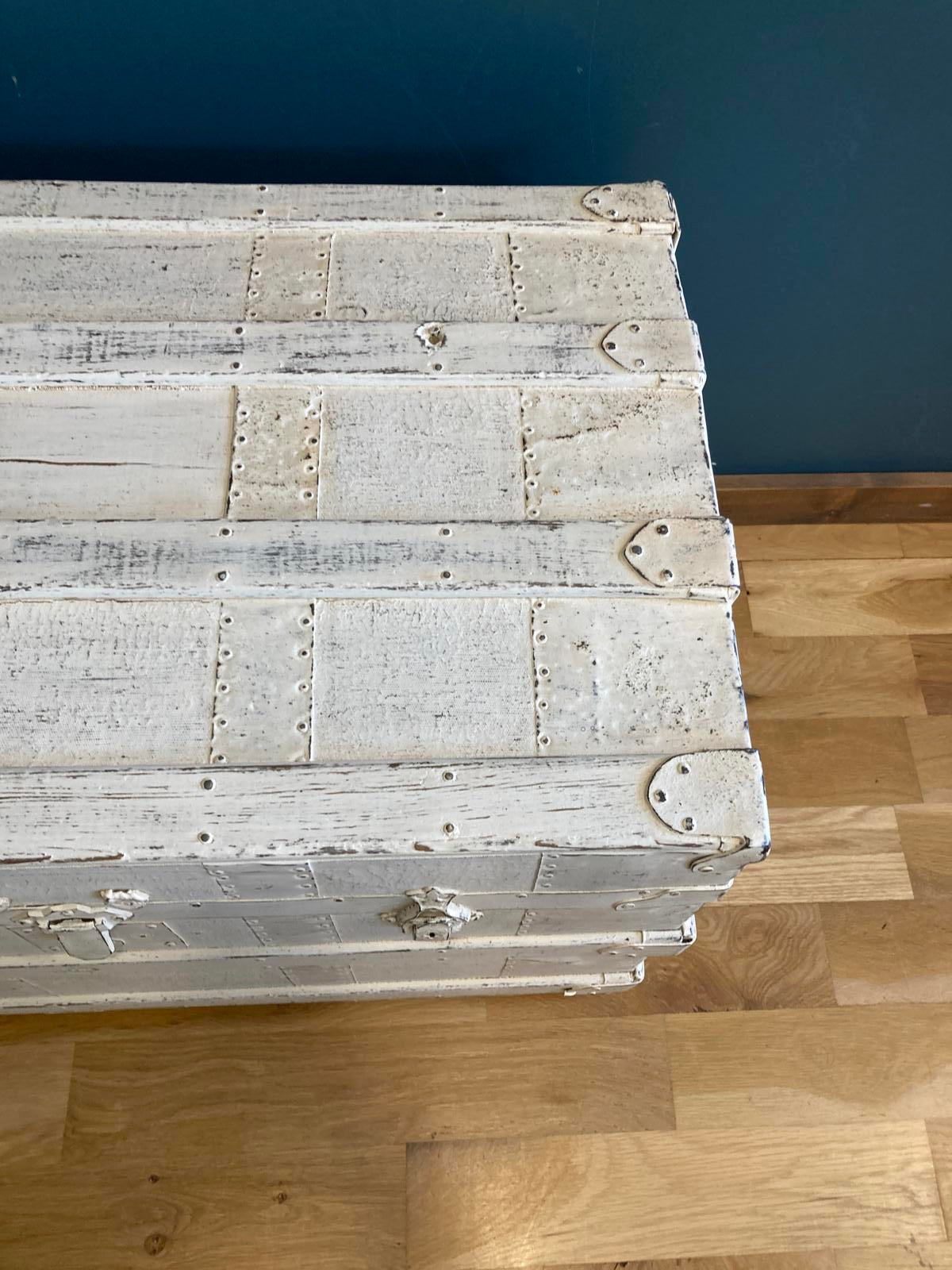 Antique White Distressed Wooden Steamer Trunk