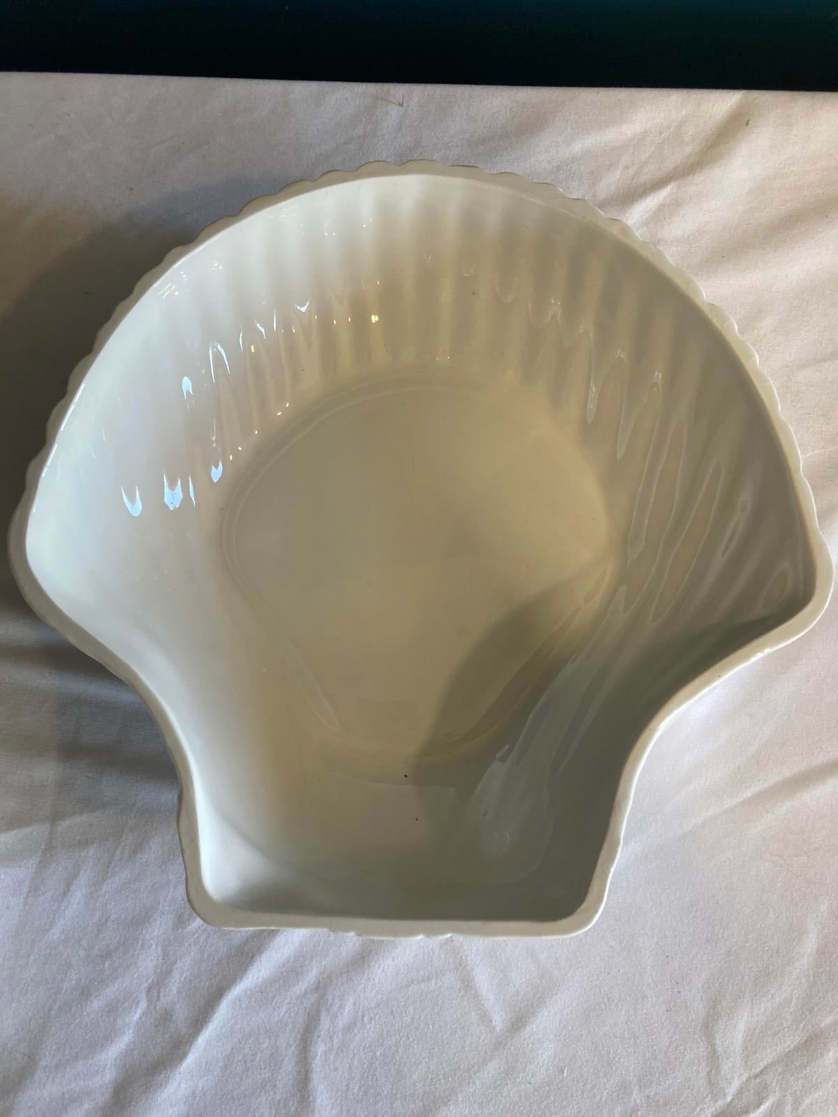 White Seashell Ceramic Serving Dish Decor